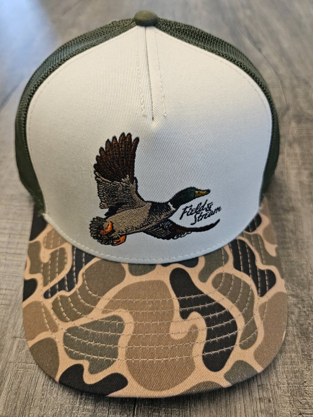 Snapback cap